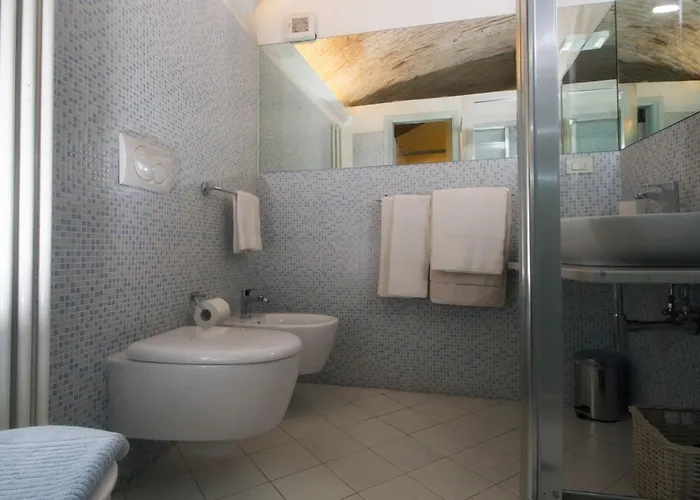 Affittacamere La Casa Di Elisa 3*
