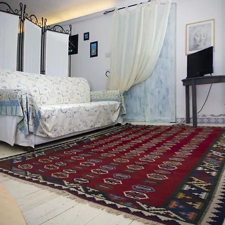 Πανσιόν La Casa Di Elisa *
